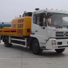 混凝土泵车